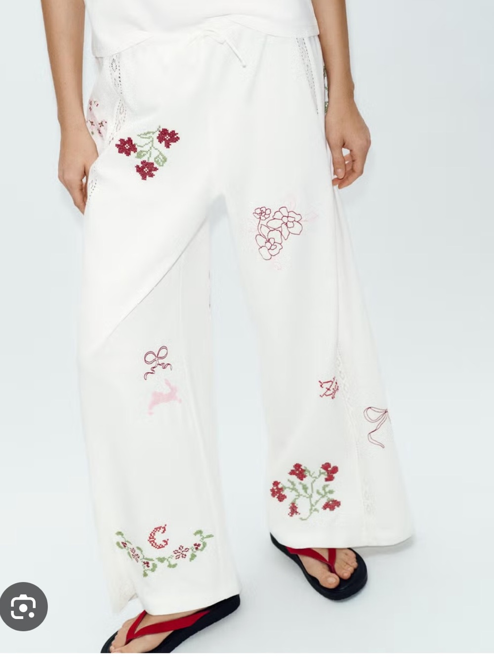 Zara White Wide-Leg Embroidered Lounge Pants with Red & Pink Floral Accents